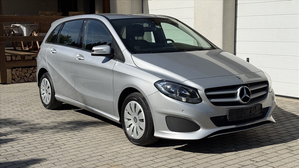 Mercedes B-Class B 200 CDI.1,Tulaj.Friss műszaki/szerviz.Szervizkönyv/számlák.Vonóhorog.NY/T kerék.  2. kép