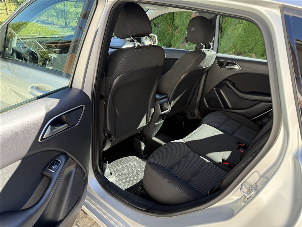 Mercedes B-Class B 200 CDI.1,Tulaj.Friss műszaki/szerviz.Szervizkönyv/számlák.Vonóhorog.NY/T kerék.  10. kép