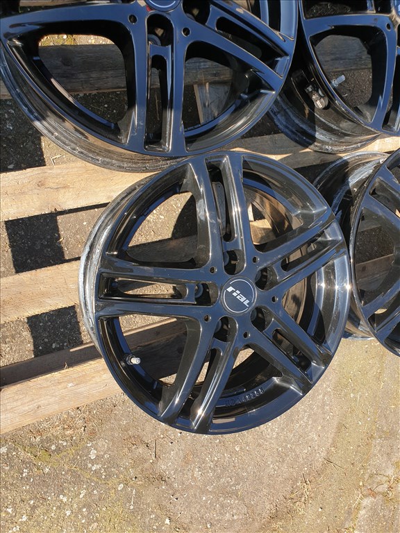 16" 5x114,3 RIAL + szenzor 3. kép