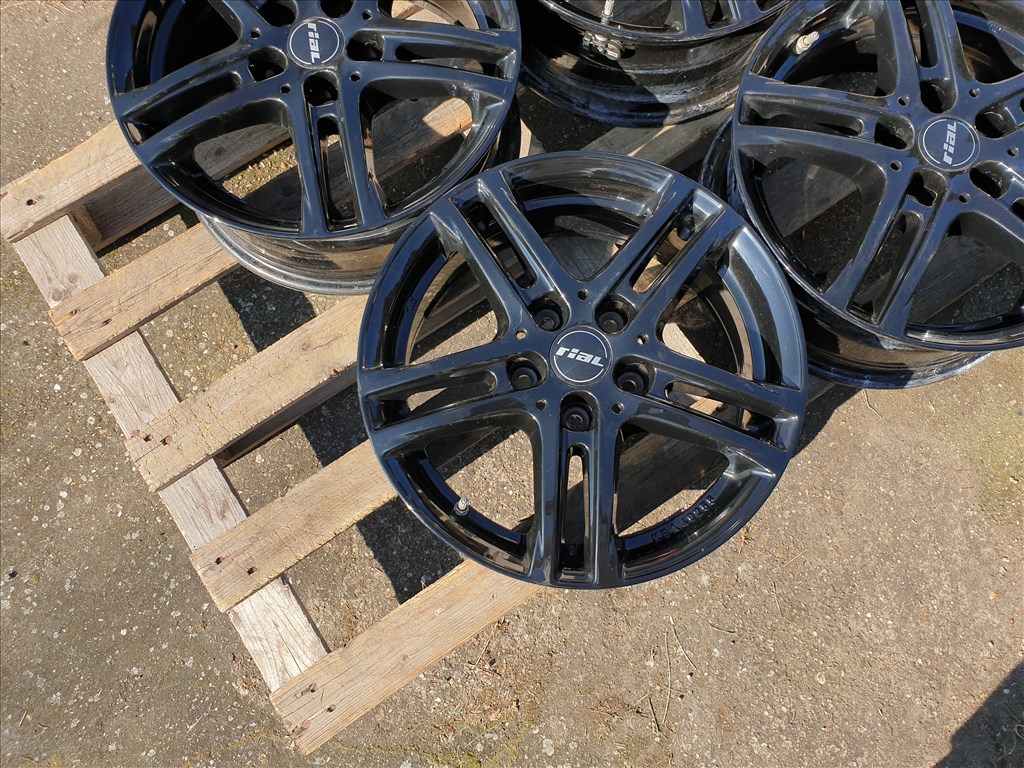 16" 5x114,3 RIAL + szenzor 4. kép