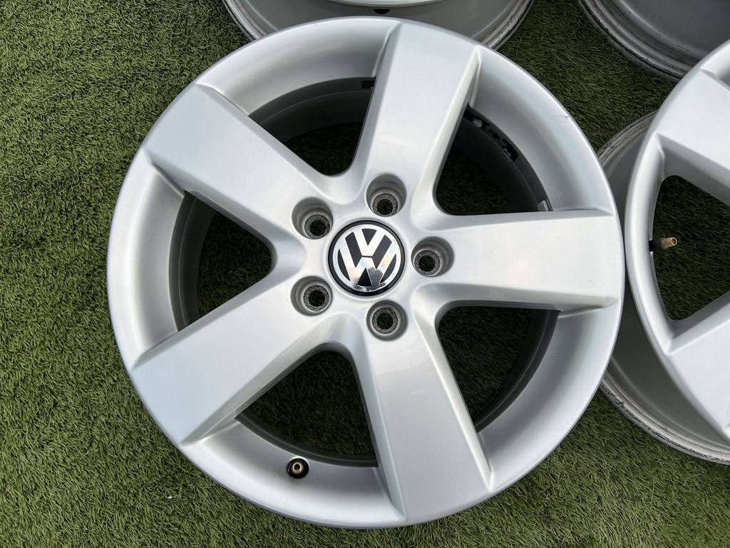 5x112 16" Volkswagen gyári alufelni 6,5Jx16h2 ET50 3. kép