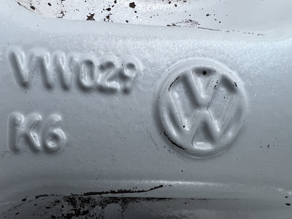 5x112 16" Volkswagen gyári alufelni 6,5Jx16h2 ET50 8. kép