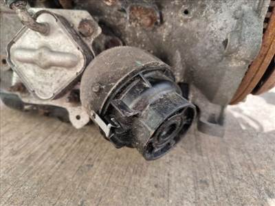 Toyota Corolla (E160/E170) Olajszűrő Ház 1562037010