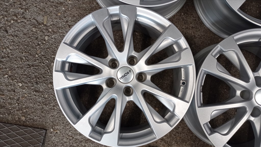  5x112 lyukosztású 7,5JJ 17" használt RONAL alufelni 5. kép