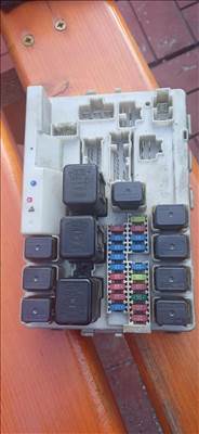 Nissan Murano I biztosítéktábla  284b7cd710