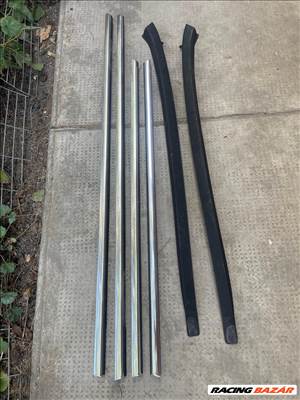 Opel Astra J  Vízlehúzó díszléc króm , Ajtókeret burkolat , Gumikéder / Sports Tourer