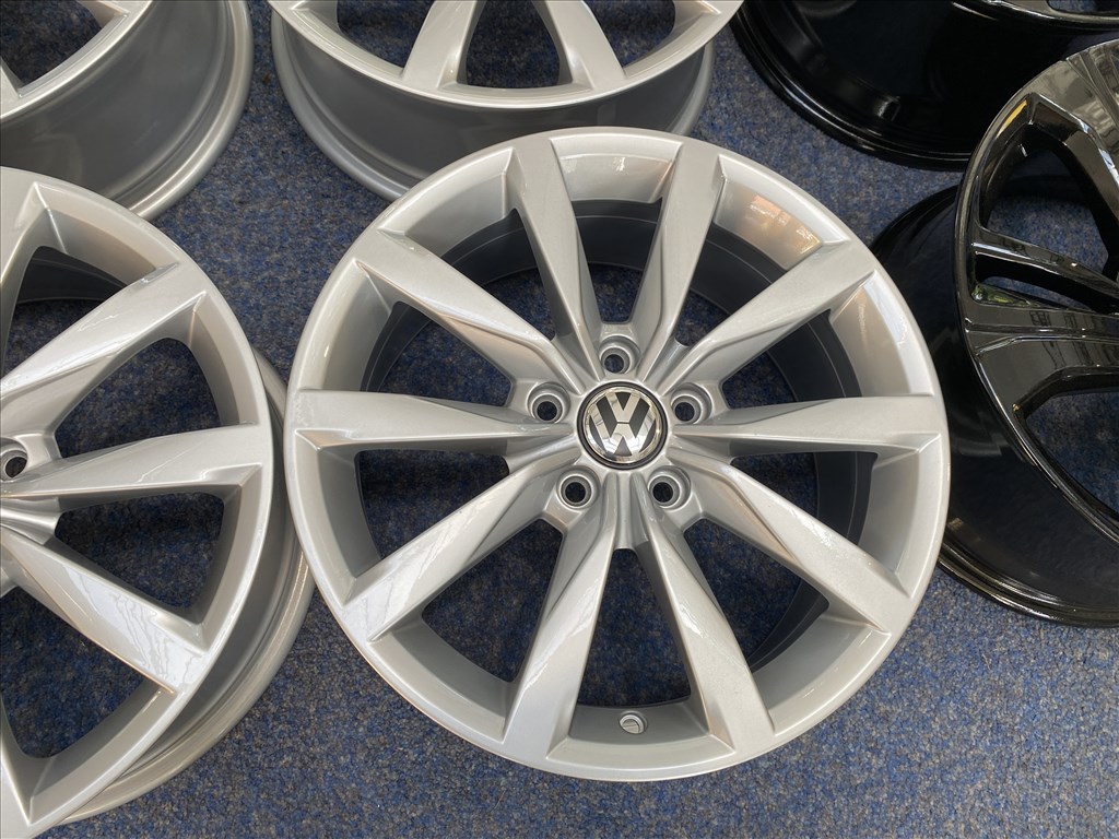 (3772) Volkswagen 17 gyári alufelni felni, 5x112, Golf Caddy Jetta 4. kép