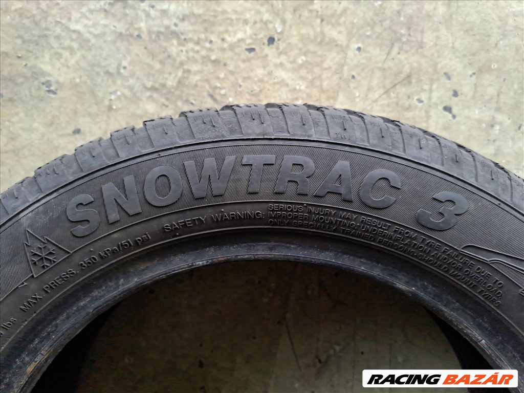 2db 165/65 R15 Vredestein snowtrac 3 téli gumi eladó!!! ára! 5000Ft/db Állapota: 6mm minta 4. kép