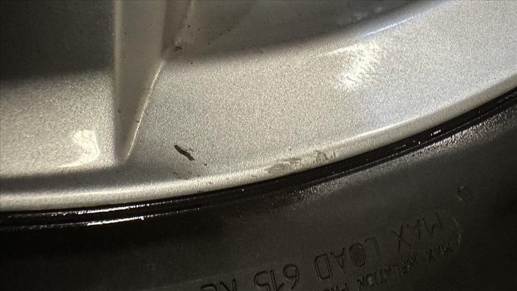 Enzo 4x108 6x15" ET15 alufelnik Barum téligumikkal Citroën Peugeot 7. kép