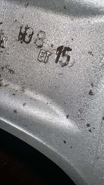 Enzo 4x108 6x15" ET15 alufelnik Barum téligumikkal Citroën Peugeot 8. kép