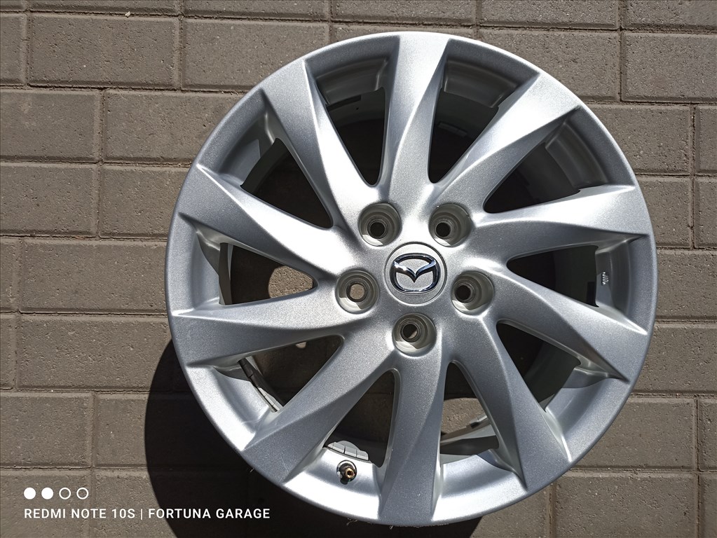 5x114,3 17" Mazda használt alufelni garnitúra 4. kép