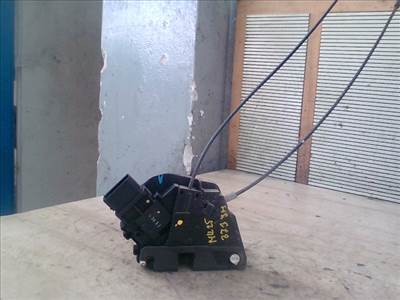 MAZDA 3 03.10-06.06 Jobb hátsó ajtó zárszerkezet központi záras