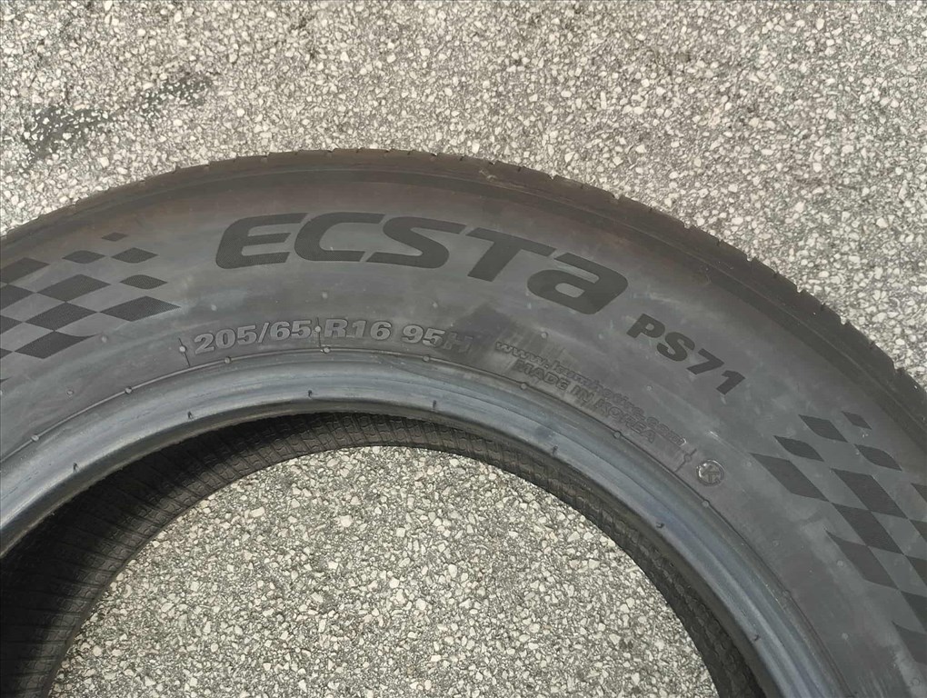 205/65 16 Kumho nyári gumi r16 " DOT22 215/60 váltó méret 3. kép