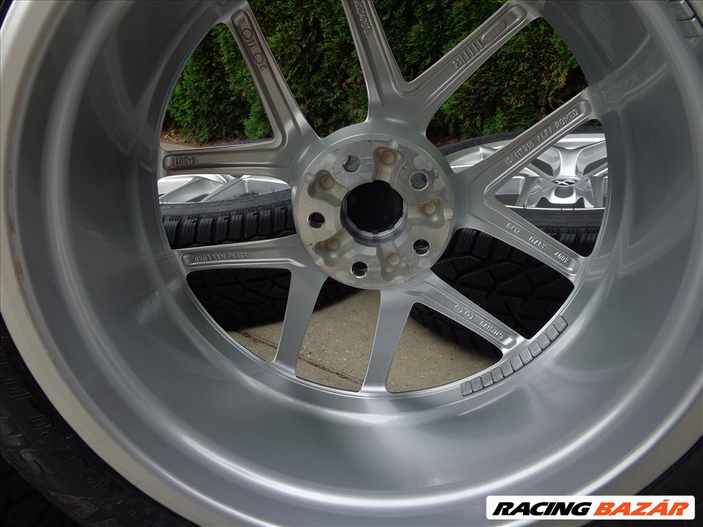 Alfa Romeo Stelvio új gyári téli garnitúra  8. kép