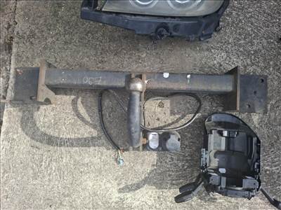 BMW E90 E91 vonóhorog 