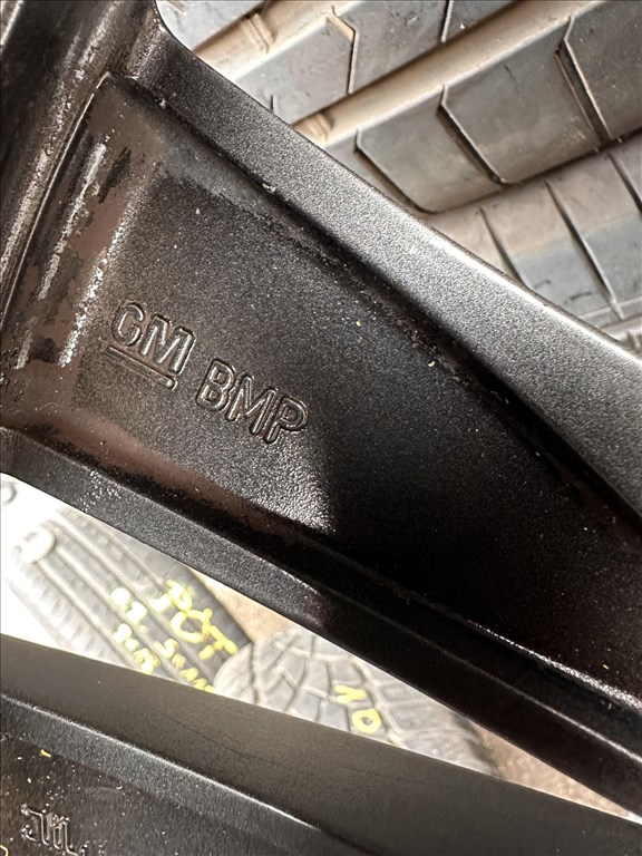  Opel Insignia gyári OPC 20" Matt fekete alufelni garnitúra 5x120 8,5x20 ET45 felújított 3. kép