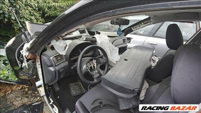 Subaru Impreza III kormány 