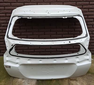 Mitsubishi Eclipse Cross (2017-2021) csomagtérajtó 