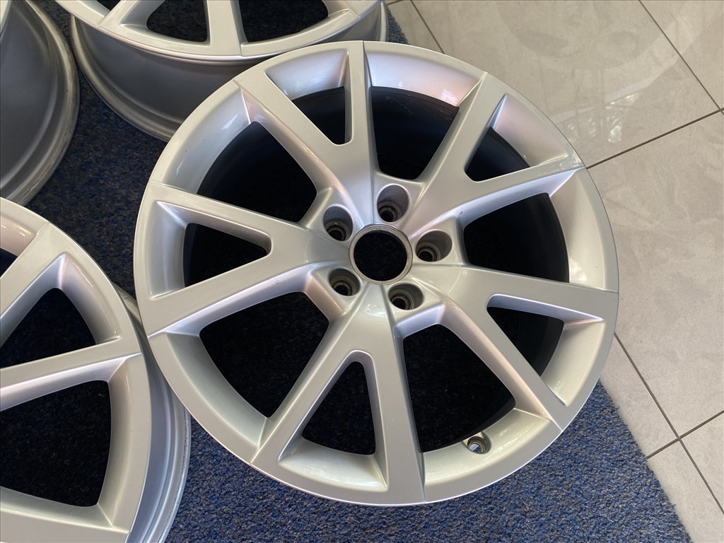 (3803)  Audi 18 gyári alufelni felni, 5x112, A4 5. kép