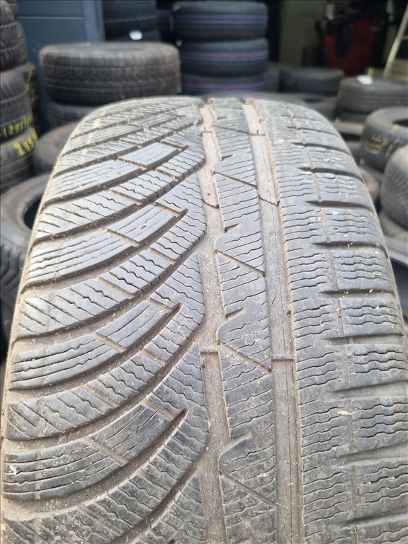  235/5017" használt Michelin Pilot Alpin PA4 téli gumi 2db  4. kép