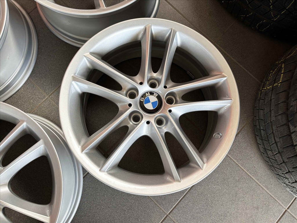 BMW e87 18" 5x120 kétszéles gyári alufelni eladó 18 coll F20 3. kép
