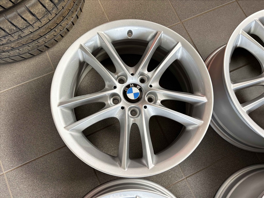 BMW e87 18" 5x120 kétszéles gyári alufelni eladó 18 coll F20 4. kép
