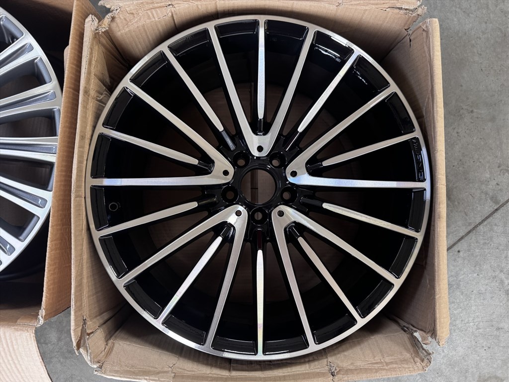 R21 Original Mercedes 9J ET34 - A223 401 1700 /A2234011700 2db alufelni felni 2. kép