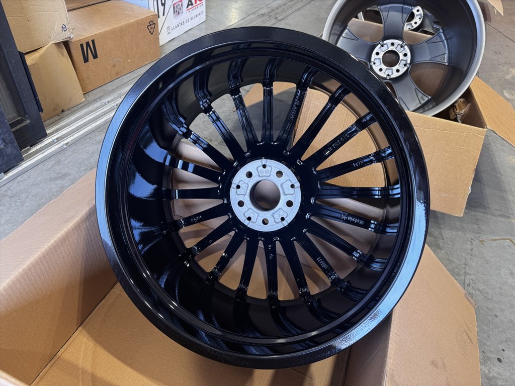 R21 Original Mercedes 9J ET34 - A223 401 1700 /A2234011700 2db alufelni felni 15. kép