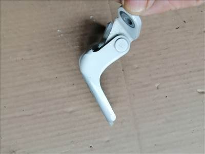 SsangYong Musso Jobb első Felső zsanér 