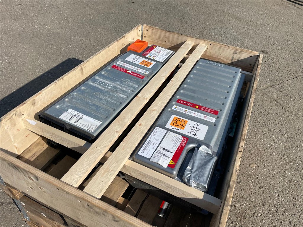 Peugeot 508 I 2.0 HDi HYbrid4 200 LE hybrid akkumulátor  1614150280 1611074780 3. kép