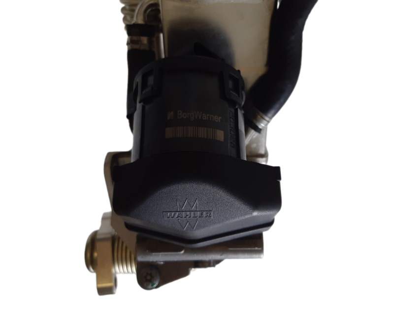 BMW 7-es sorozat F01/F02 EGR hűtő ÚJ 10. kép