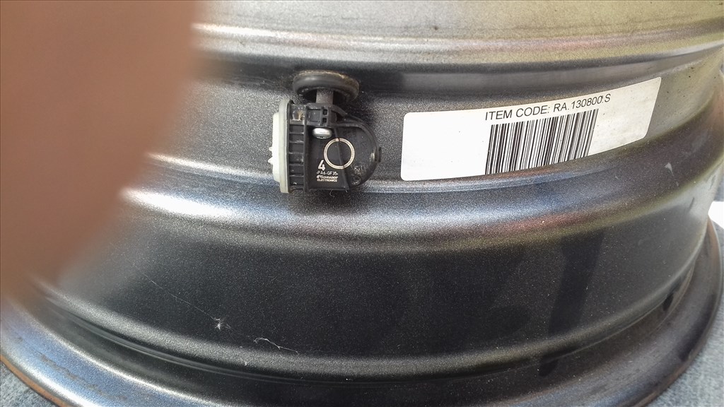  5x105 lyukosztású 6,5J 16" használt lemezfelni + TPMS Opel / Chevrolet 4. kép