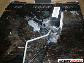 Mazda 2 (ZQ) Jobb első Ajtózár *103377* p3m71a219a64dh