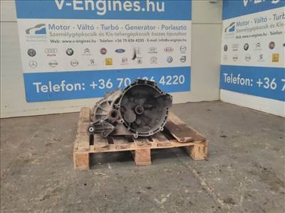 Ford Focus 1,6Ecoboost, BV6R-7002 LK bontott váltó