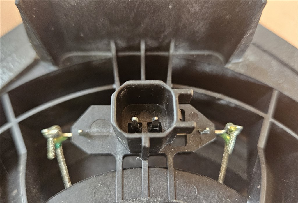 Opel Mokka Hátsó hangszóró  23206190 4. kép