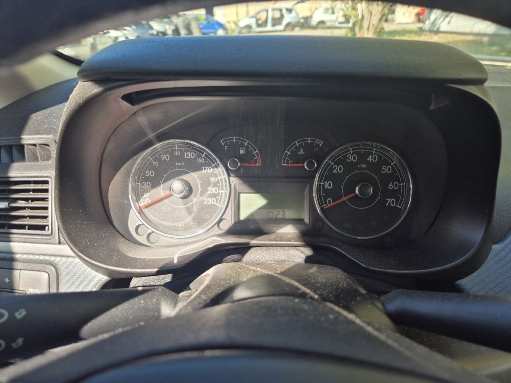 Fiat Grande Grande Punto 1.3 Multijet 16V kilométer óra  2. kép