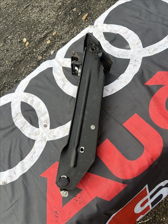 Audi Q7 (4L), Volkswagen Touareg I emelő  7l0011031h 3. kép