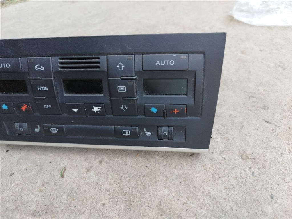 Audi A4 B6 ülésfűtéses fűtéskapcsoló 8e0820043ab 3. kép