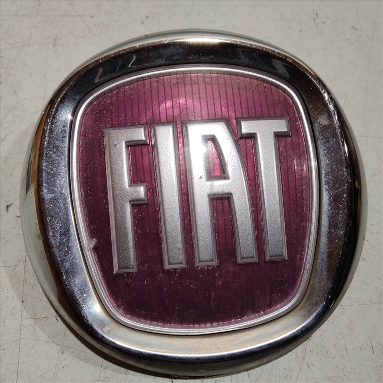 208747 Fiat Grande Punto, 500, Linea, Panda II. első embléma 51932710 1. kép
