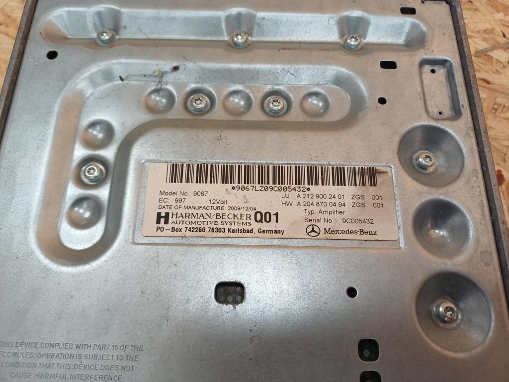 Mercedes E Class W212 (2009-2016) Erősítő  4. kép