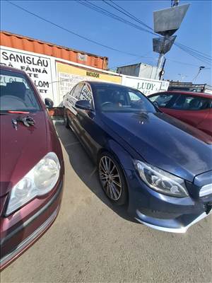 Mercedes C 250 (W205) bontott alkatrészei