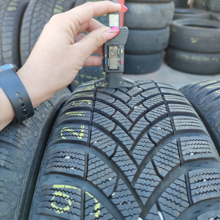  215/65 R16 Semperit téli gumi 99000ft a 4db/240/ 2. kép