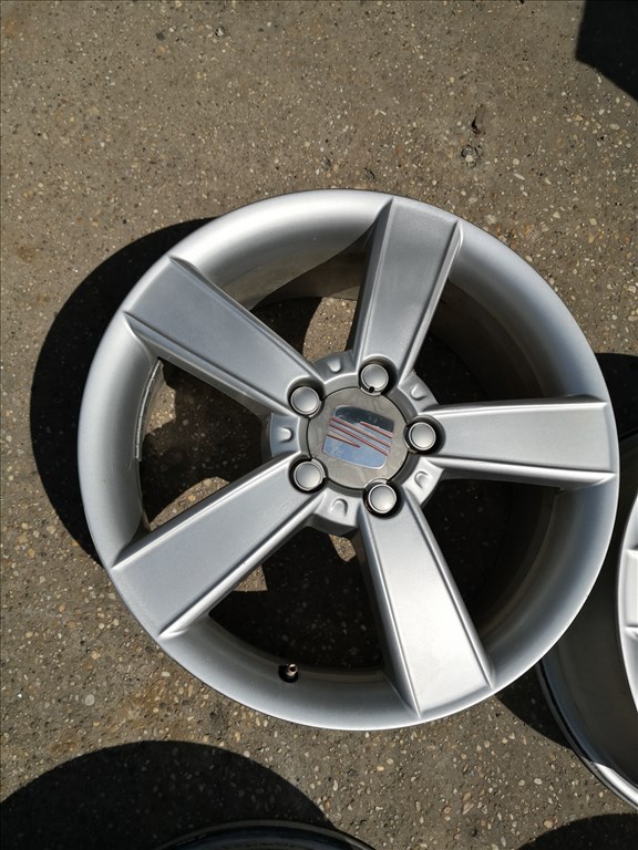 5x112 17 Gyári Seat alufelni 120000ft a 4db/113/ 3. kép