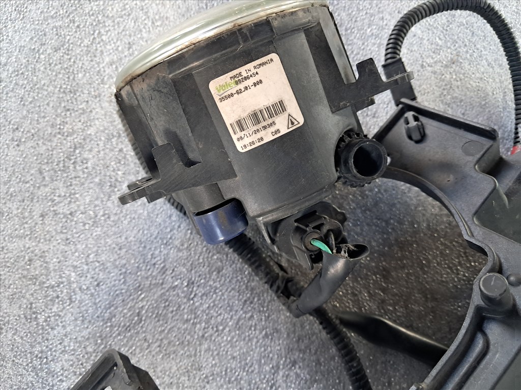 Suzuki Vitara (LY) Bal első ködfényszóró 35566-54P00 89206454 5. kép