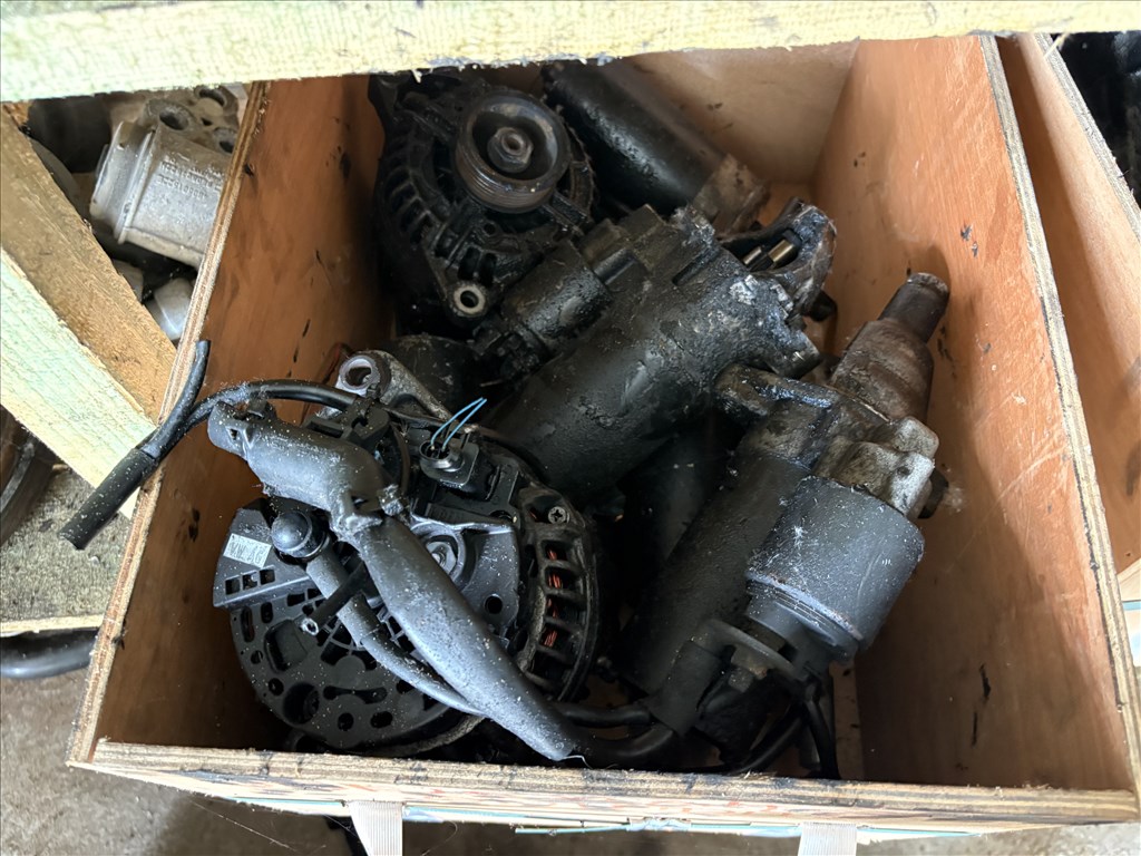 Audi A4 (B6/B7), Audi A6 (C5 - 4B) generátor 2.5 tdi 1. kép