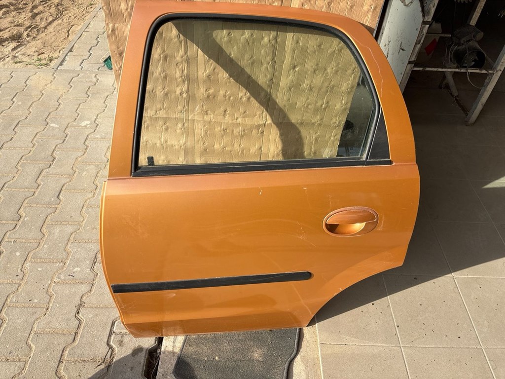 Opel Corsa C Bal hátsó Ajtó Arany 9567 ,  2. kép