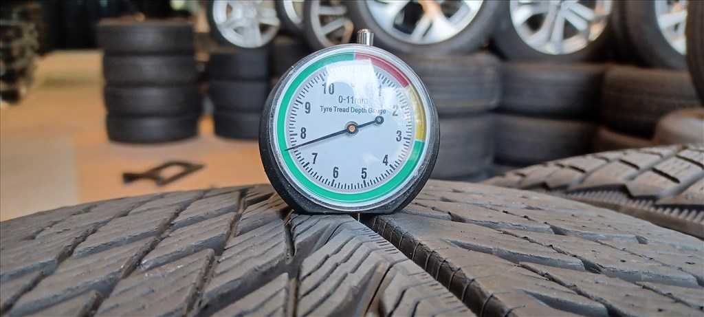 Michelin Pilot Alpin5 SUV 285/40 R23 téli gumik 195e./4db 4. kép