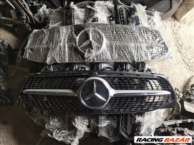 R0302 A1188880000 Mercedes W118 CLA Új Rács Hűtőrács Szürke-Króm betét Króm Gyémánt