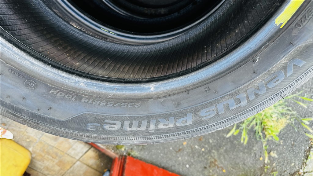  235/5518" újszerű Hankook nyári gumi gumi 2. kép