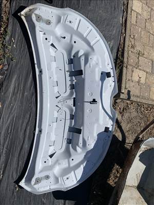 Renault kangoo 2021- gépháztető géptető motorháztető 